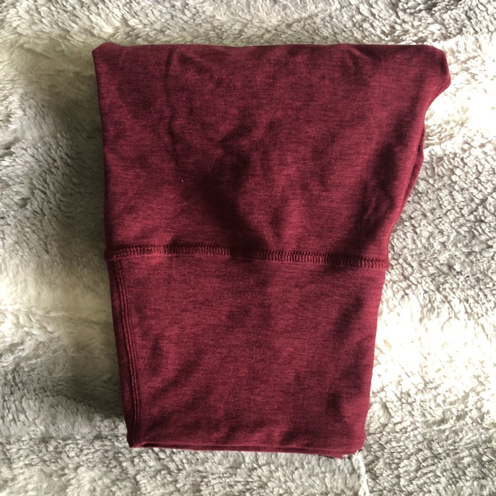 Beyond yoga size large maroon leggings